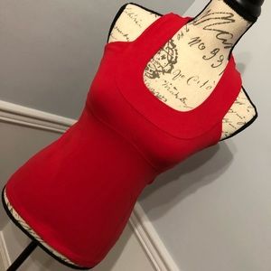 Lululemon red top